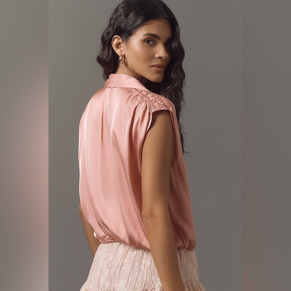 By Anthropologie Cinched Buttondown Blouse (Size L) - Picture 2 of 8